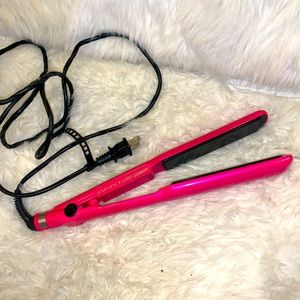 infiniti pro conair flat iron